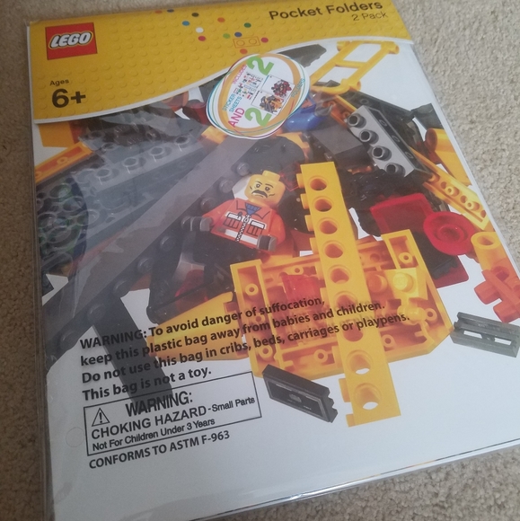 Lego Pocket Folders 2 Packet Set with Stickers New - Picture 4 of 6